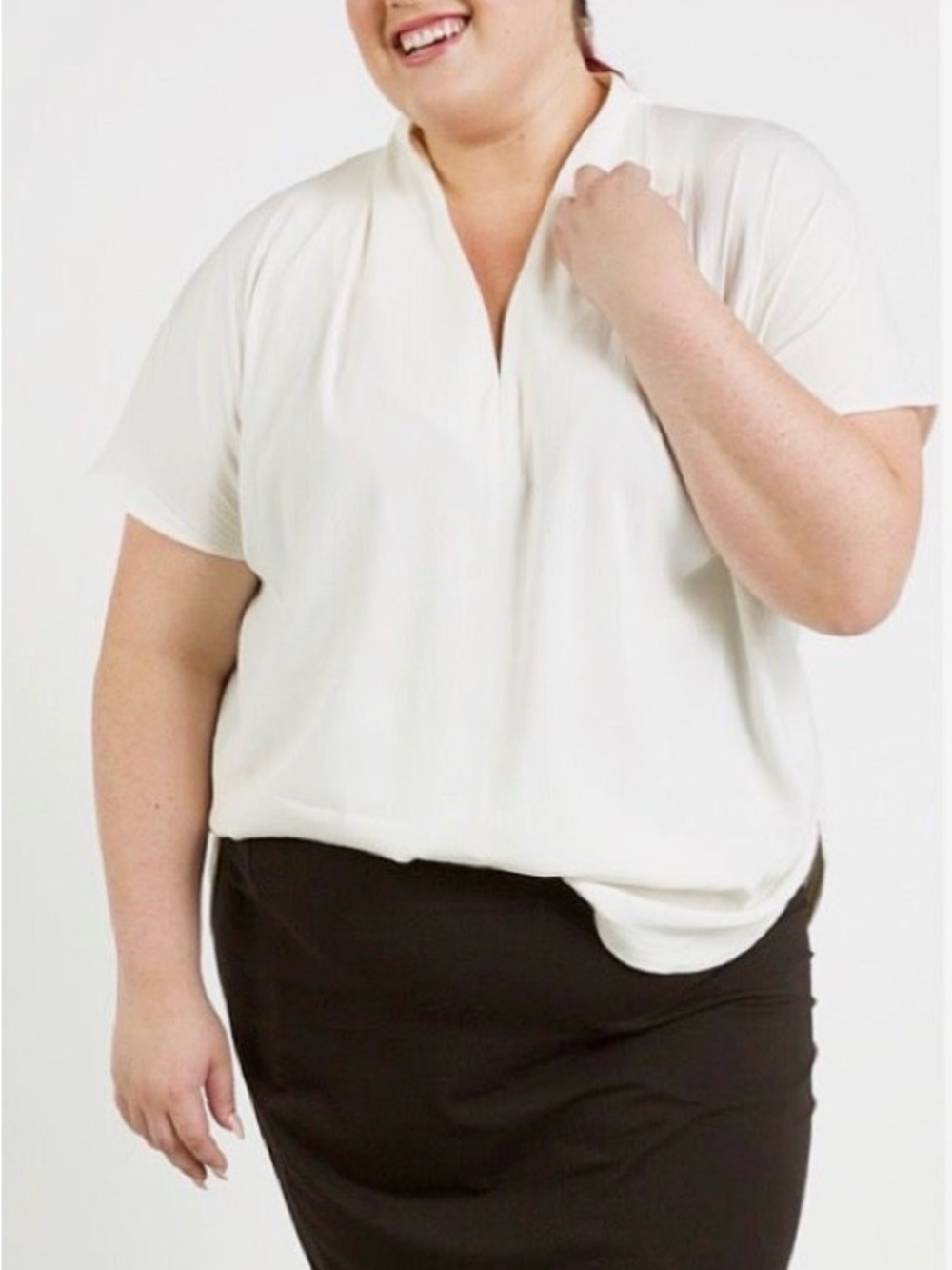 Plus Size Cream V-Neck Short Sleeve Blouse